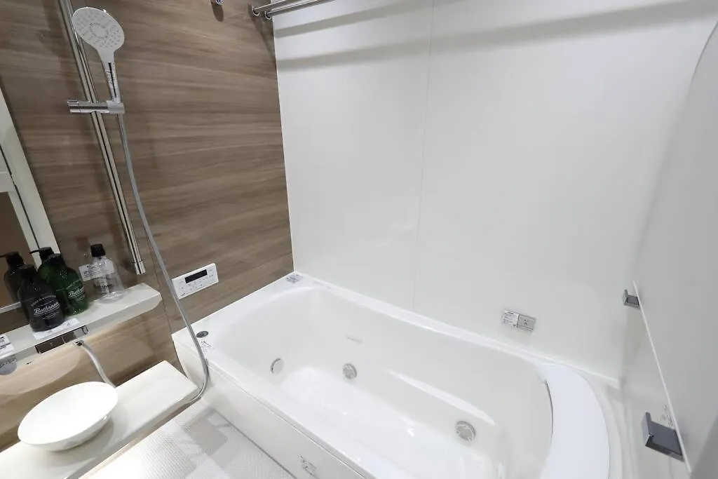 Apartment White Crystal Rooma Fukuoka  Japan