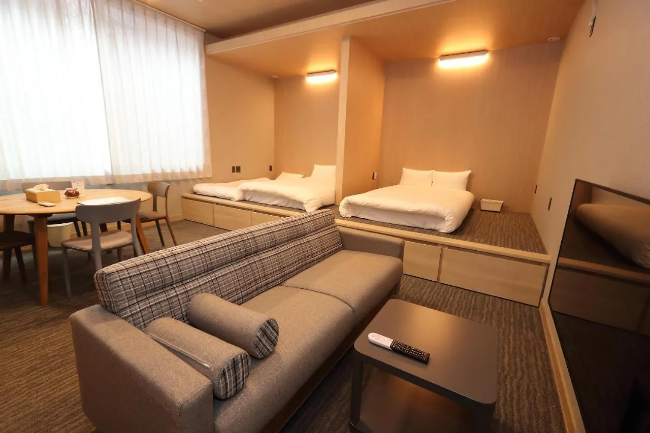 Apartment White Crystal Rooma Fukuoka